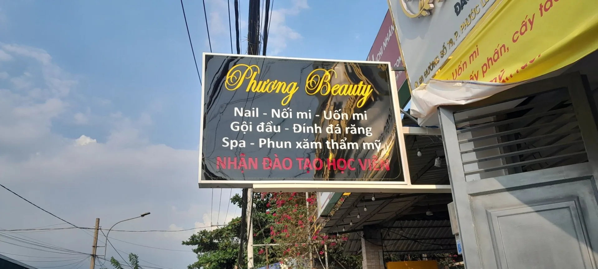 Hộp Đèn Led A16